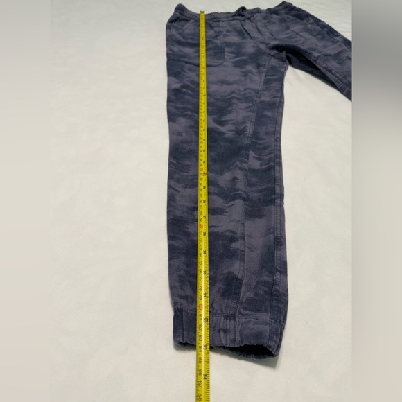 Athleta Farallon Jogger Petite 4P Violet Print Activewear Pants - Picture 7 of 10